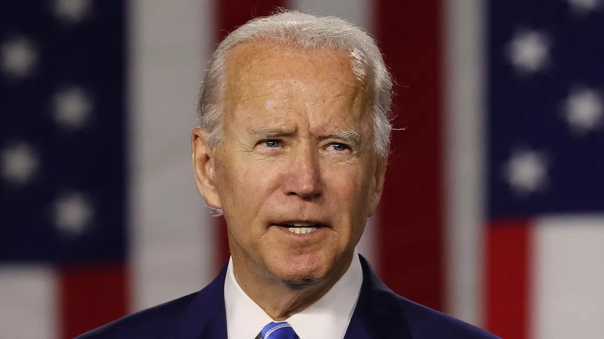 Biden Addresses Nation As Tech VCs Fear Monger Over Silicon Valley Banks Collapse