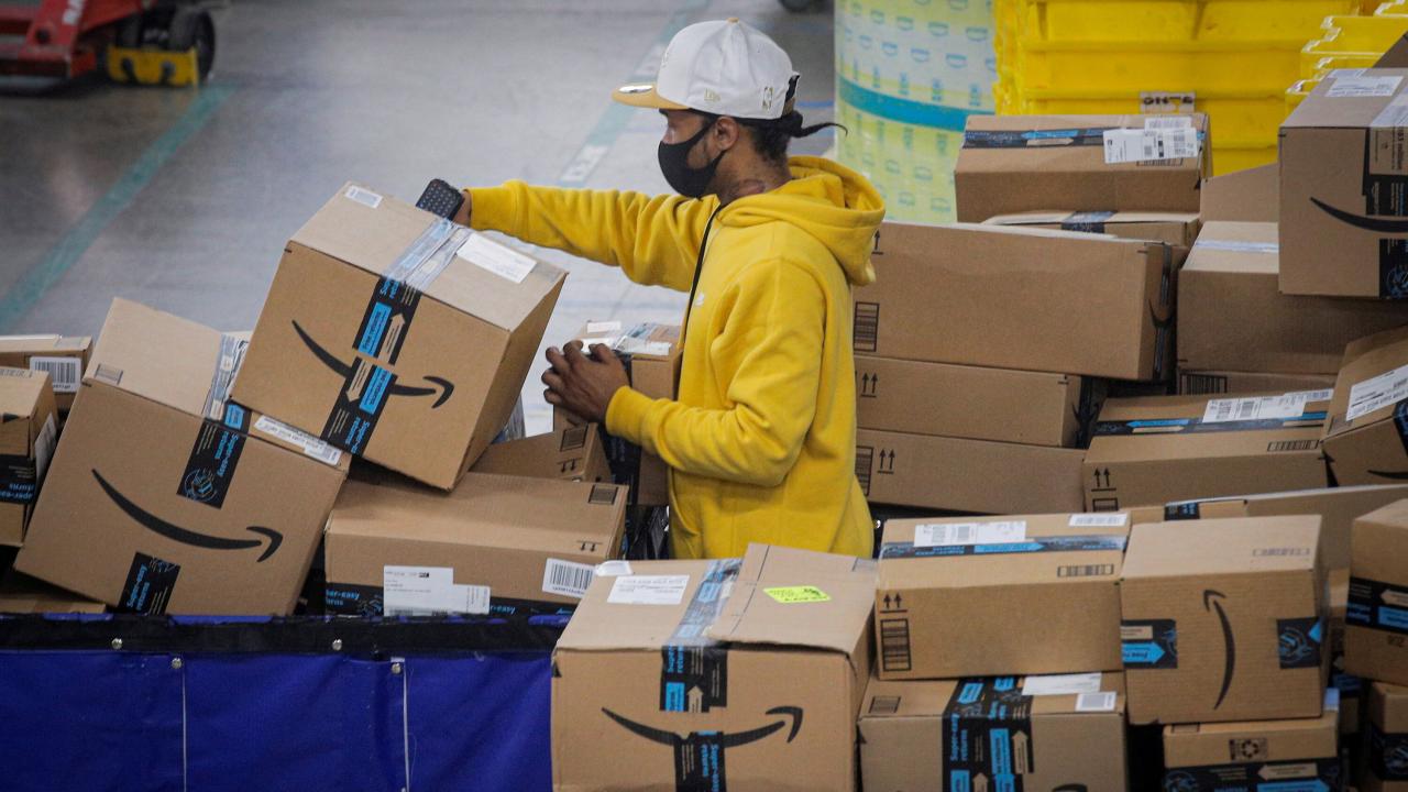 Amazon Records Profit Surge Despite Pandemic