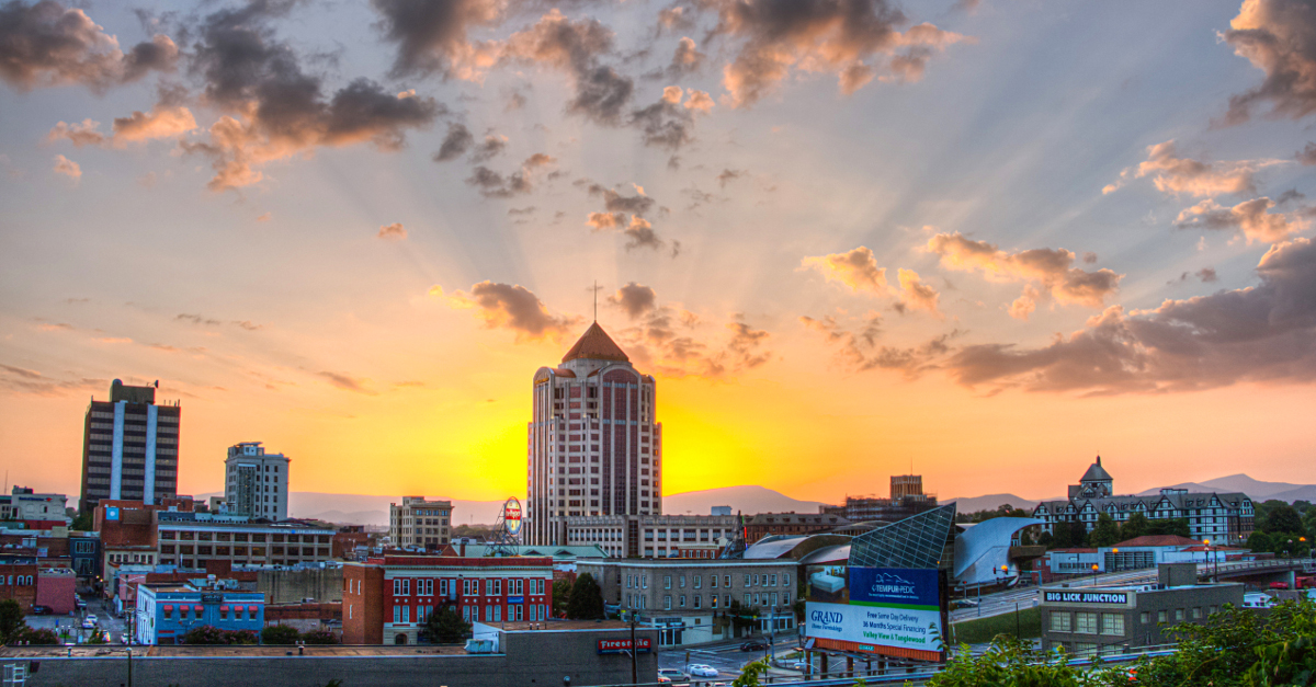 Roanoke – The Star City – Plein Air Roanoke