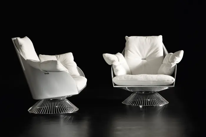 Swivel Lounge Chairs