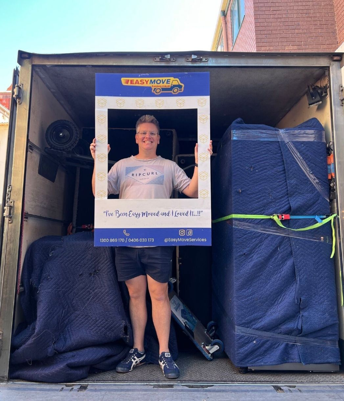 Does Easy Move Services Provide Insurance Coverage for My Consignments on Move?