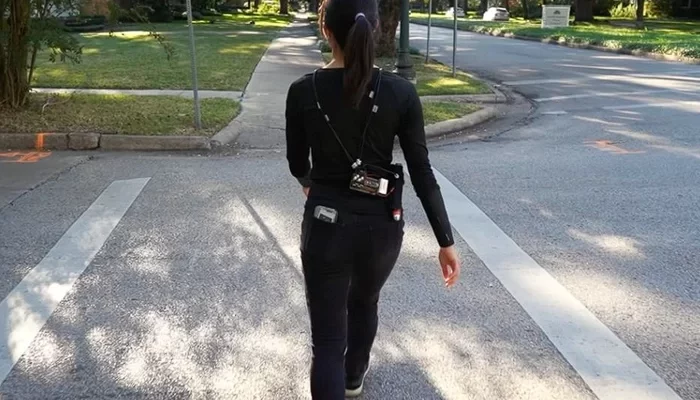 Smart fabric uses air to provide directions