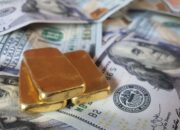 A Golden Opportunity: Is It Worth It to Invest in Gold (2023)