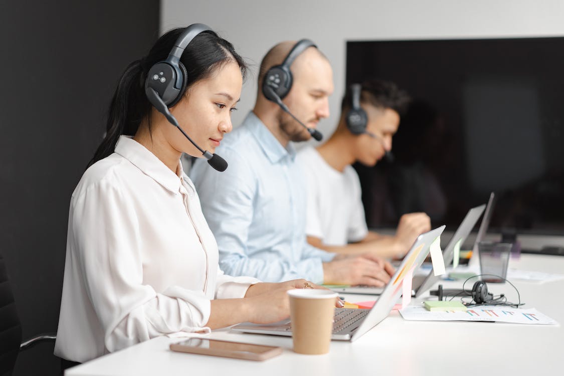 How To Attract Customers To Keep Coming Back