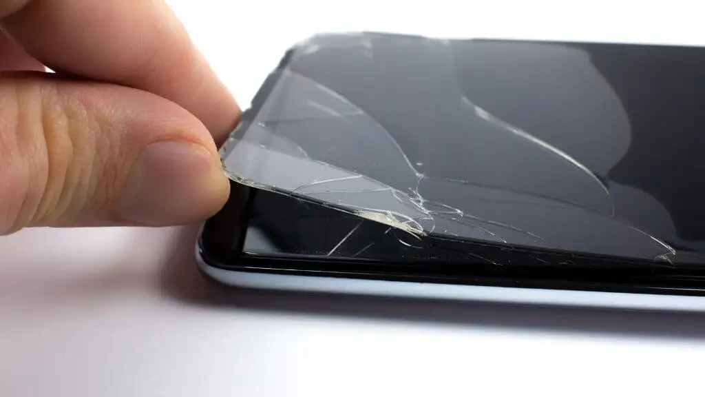 How a Screen Protector Can Save Your Phone
