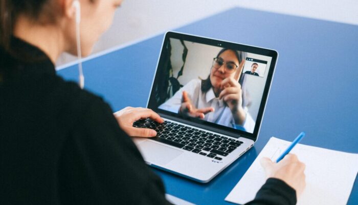 The Mobile Workforce: How PDFs Facilitate Collaboration and Productivity