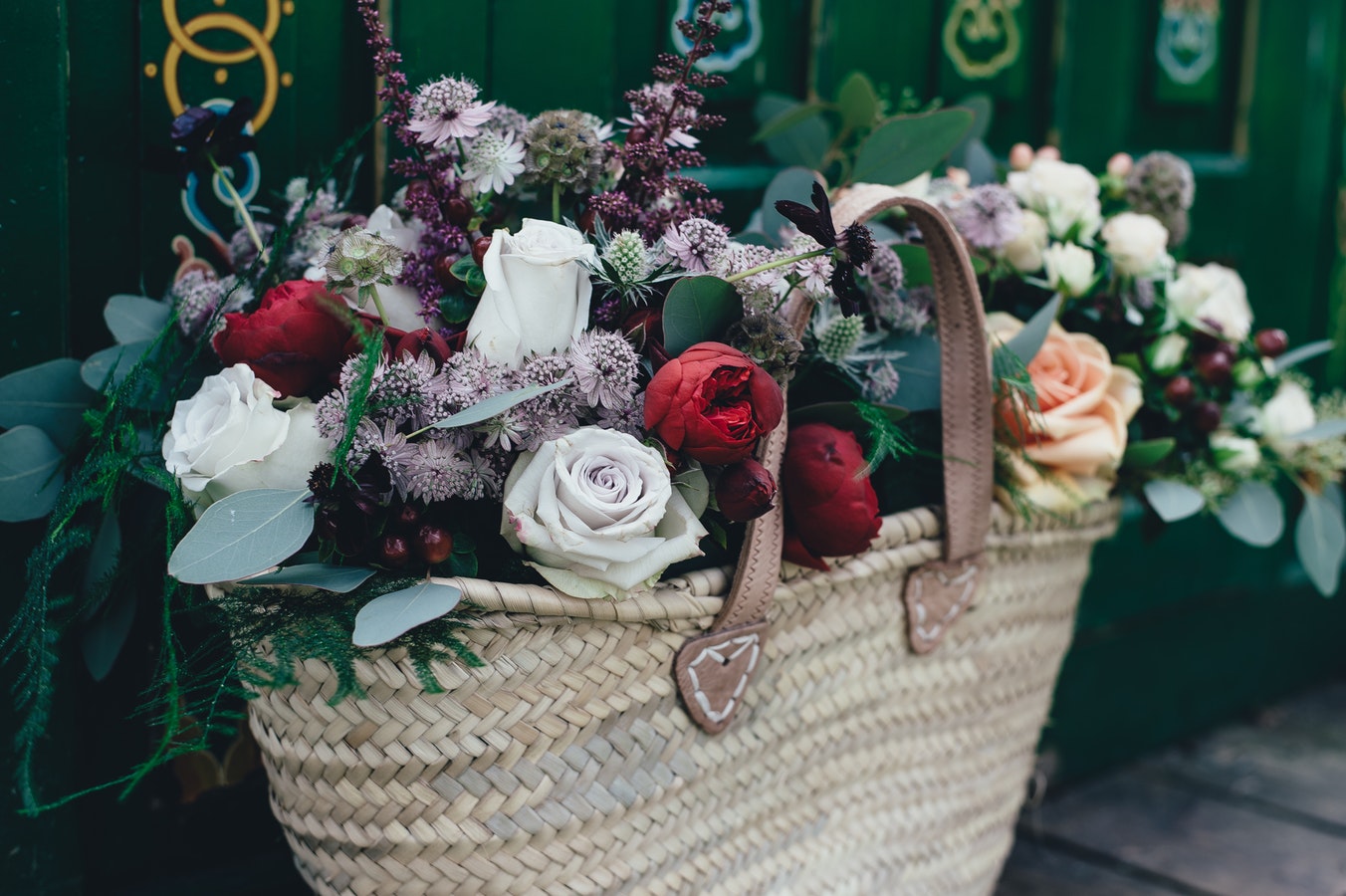 Types of Bouquets Bella Fleur Offers in Dubai