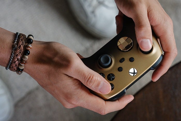 Xbox Gold Shadow Controller