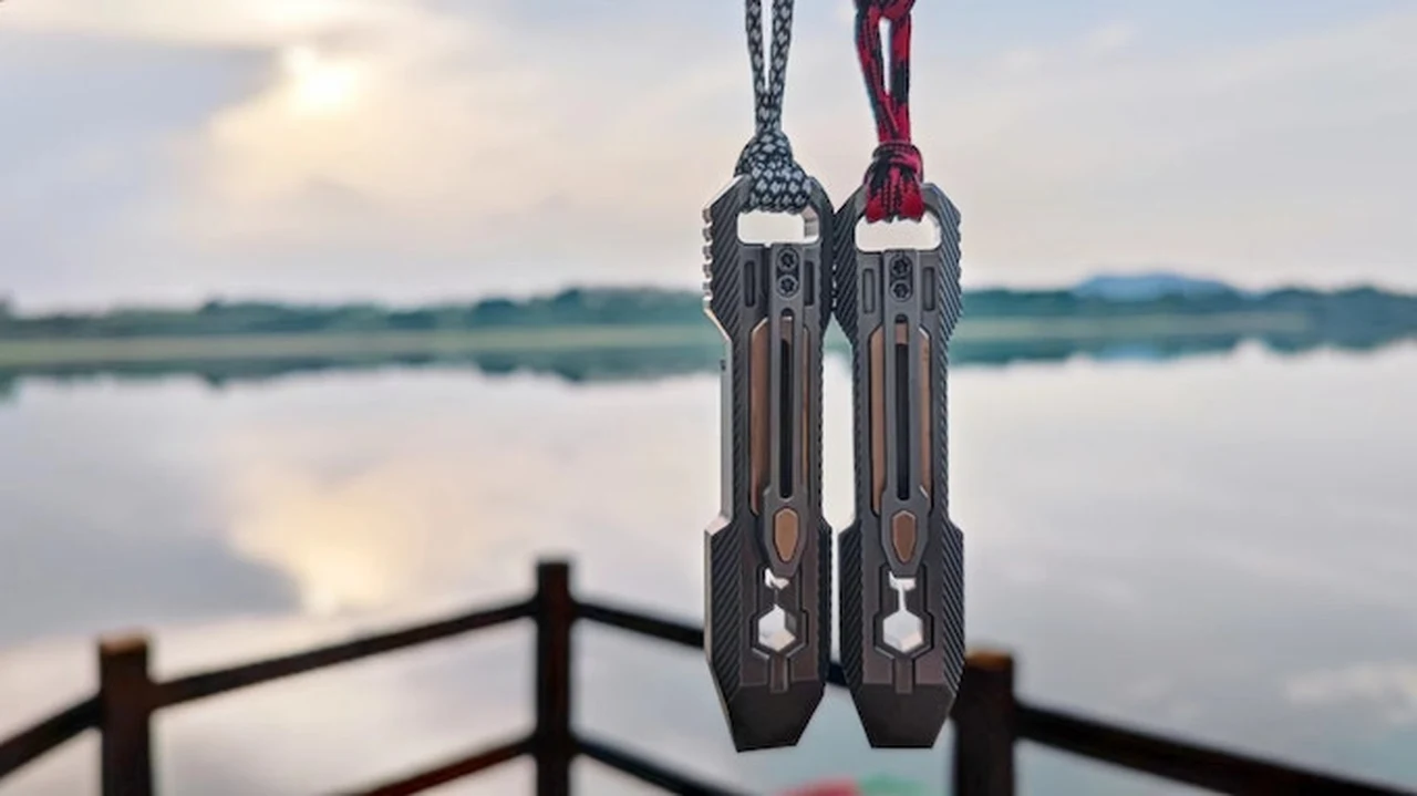 Titanium Pry Bar EDC multitool