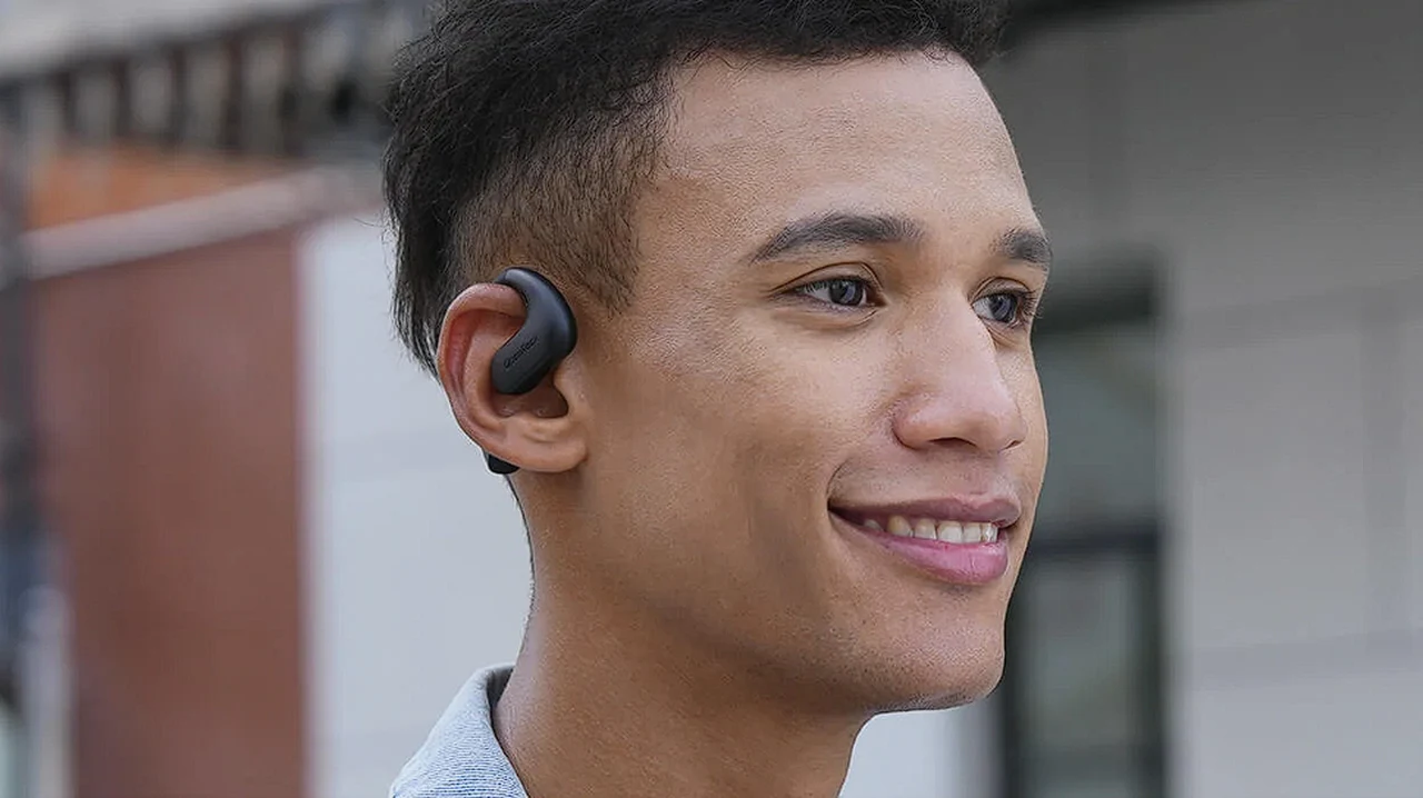 OpenRock S open-ear sport earbuds demonstrated