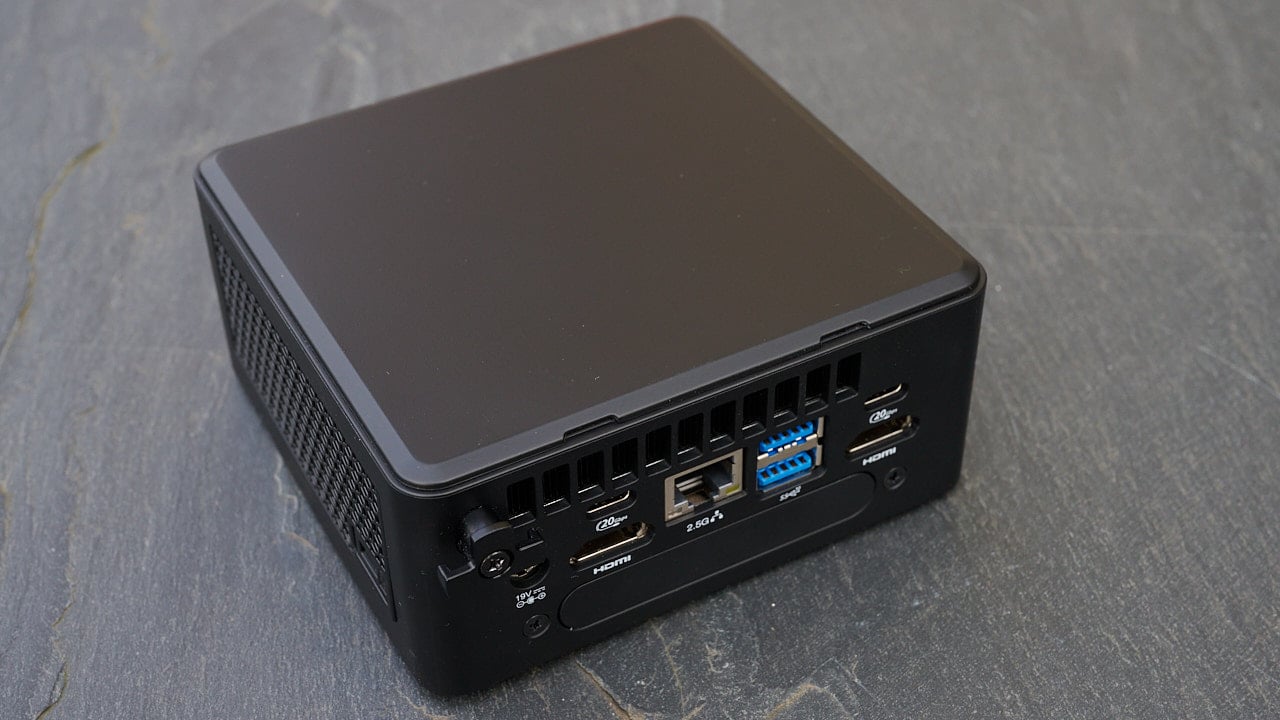 Onyx v9 NUC13OXv9 mini PC 3