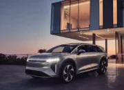 New Lucid Gravity Electric SUV unveiled