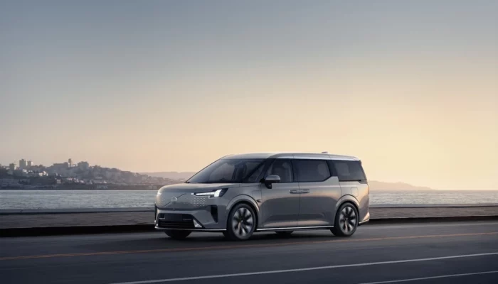 New Volvo EM90 MPV electric vehicle unveiled