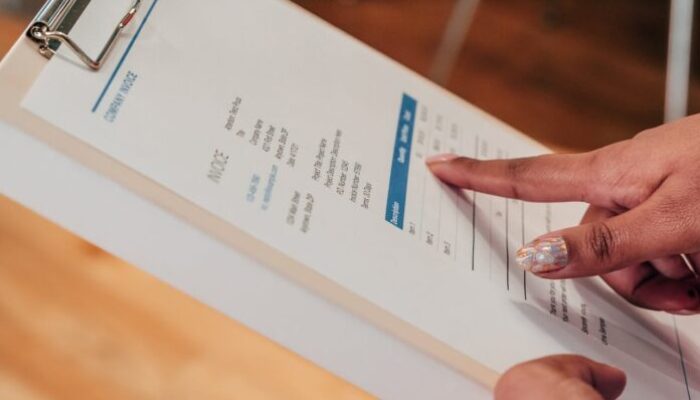 Streamlining Finances: The Top 10 Invoice Generator Software Solutions