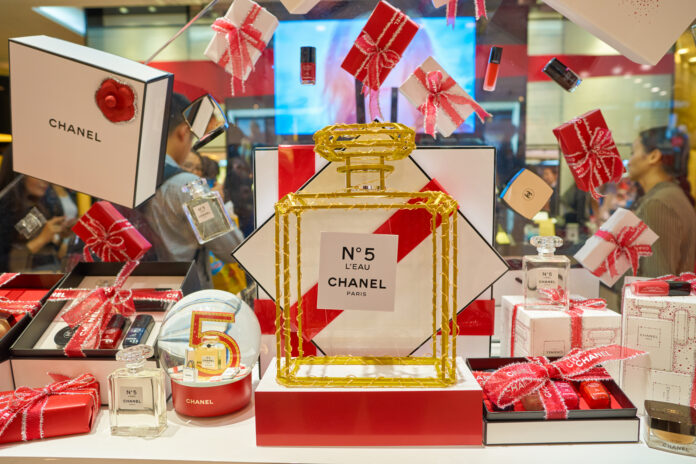 Top Luxury Perfumes to Gift this Thanksgiving from Gift Express