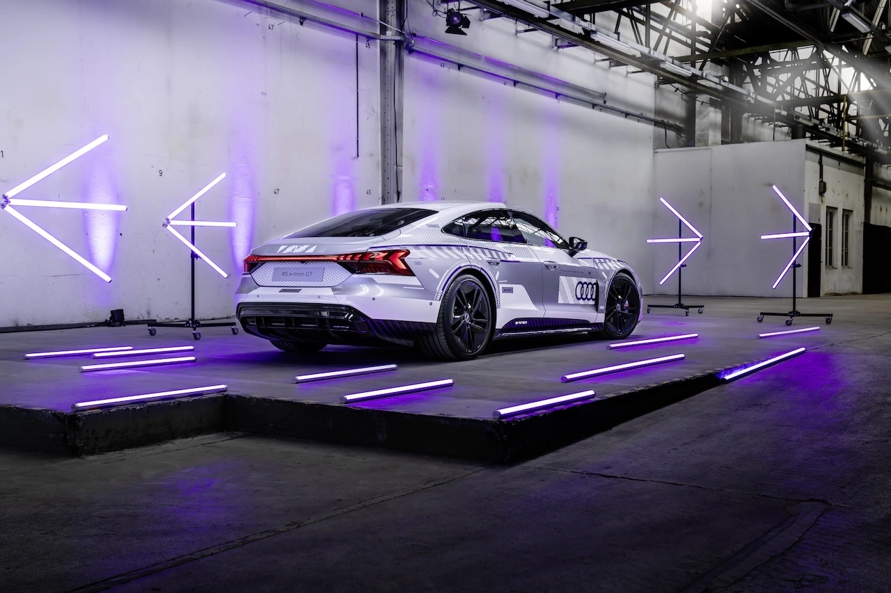 Audi RS e-tron GT Ice Race Edition 