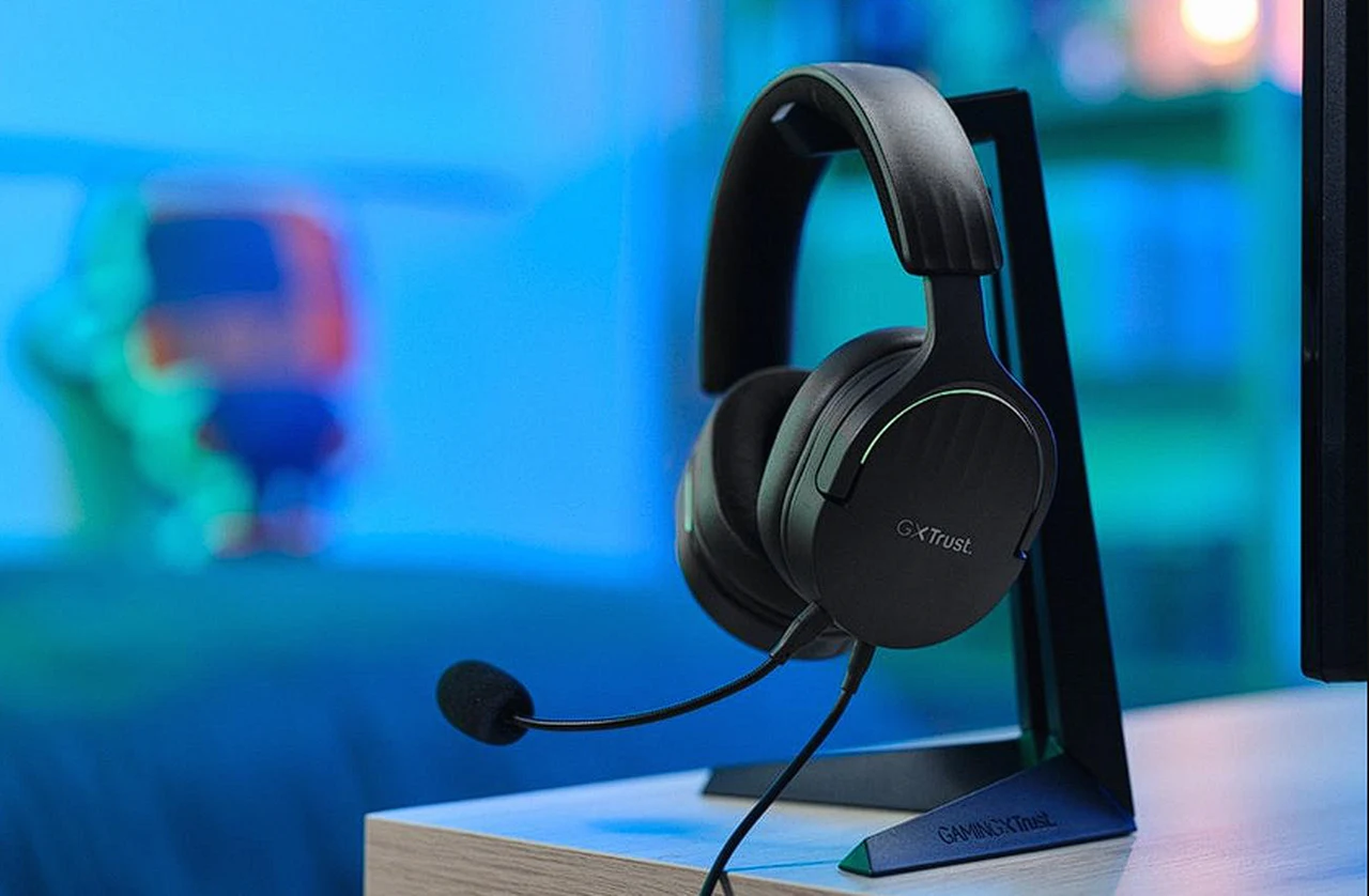 GXT490 Fayzo RGB USB 7.1 virtual surround gaming headset