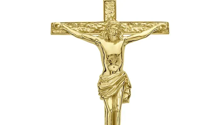 Innovative Designs: The Modern Twist on the Traditional Gold Crucifix