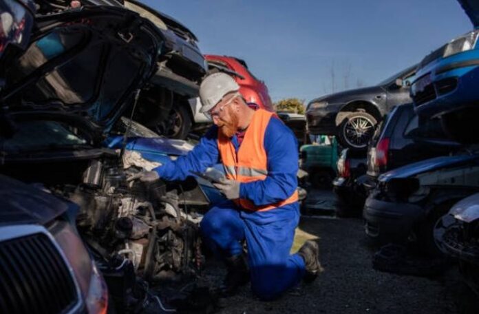 How Car Wreckers Contribute to Sustainable Auto Recycling